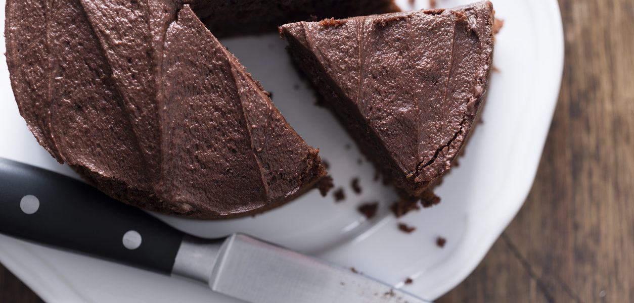Oppskrift på nydelig mørk sjokoladekake uten mel