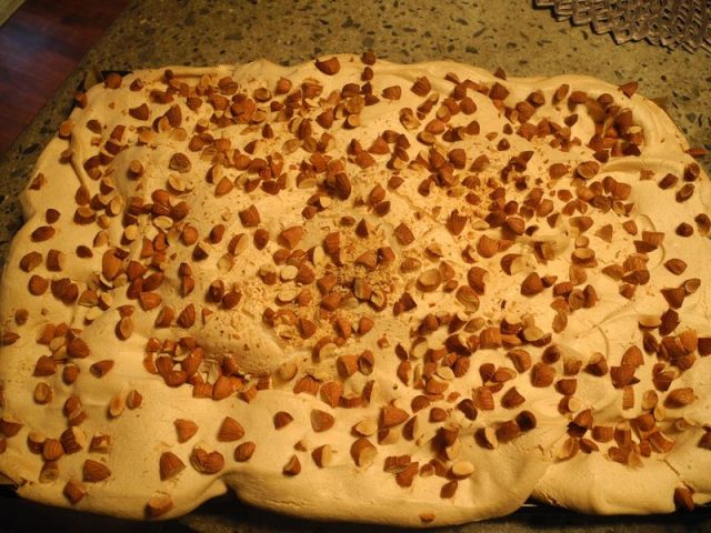 Sukkerfri og glutenfri kvæfjordkake