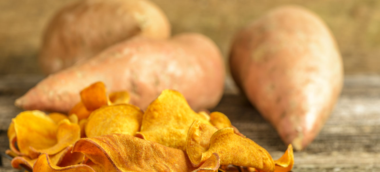 Sprø søtpotetchips