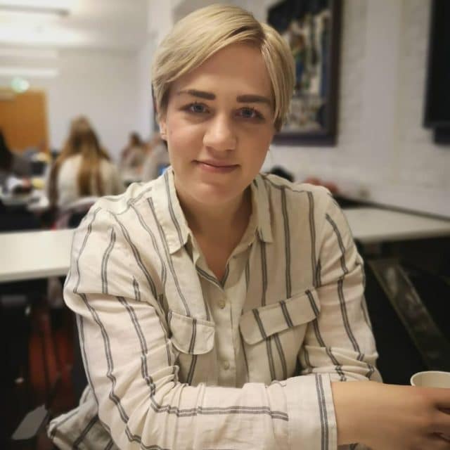 Emilie snakke rom å være åpen om diabetesen på arbeidsplassen