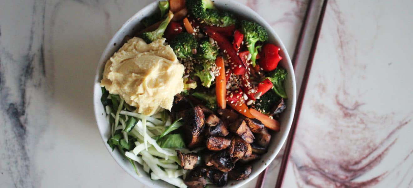 Asiatisk bowl med crispy grønnsaker
