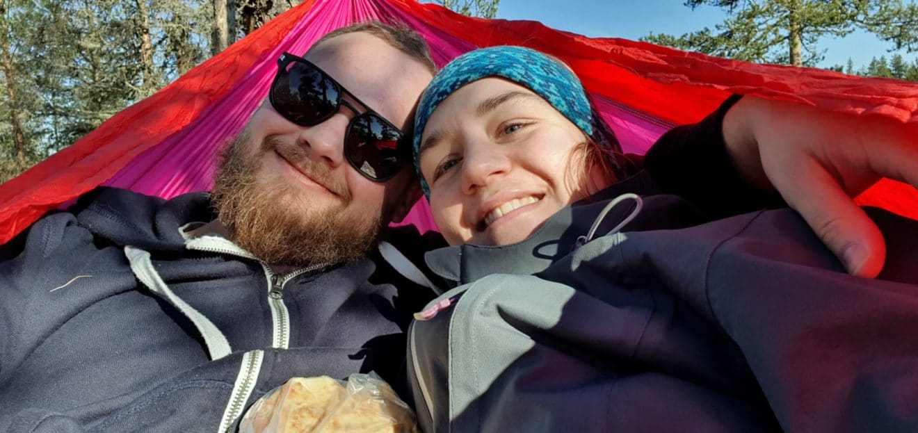 Samboeren til Emilie er en god støttespiller. "Vi er sammen om diabetesen"