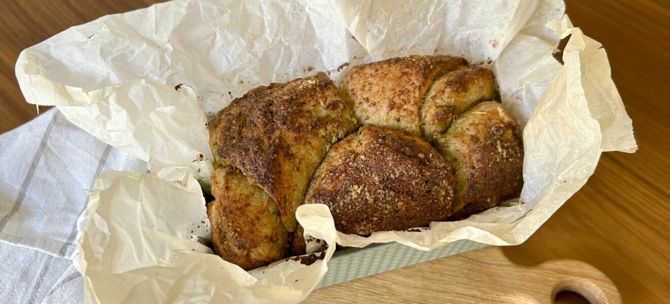 Monkeybread med pesto og parmesan